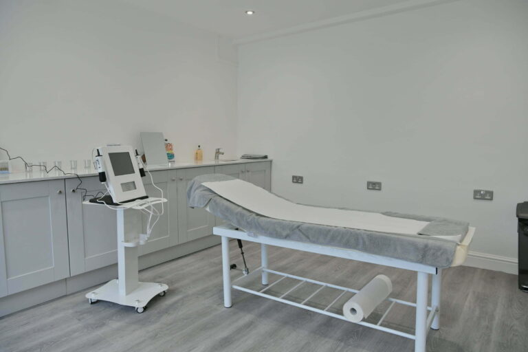 31.01.20 - Sunbury-on-Thames, UK.
One of the treatment rooms at the new Practice Beauty Clinic in Sunbury-on-Thames.
Photo: Professional Images/@ProfImages